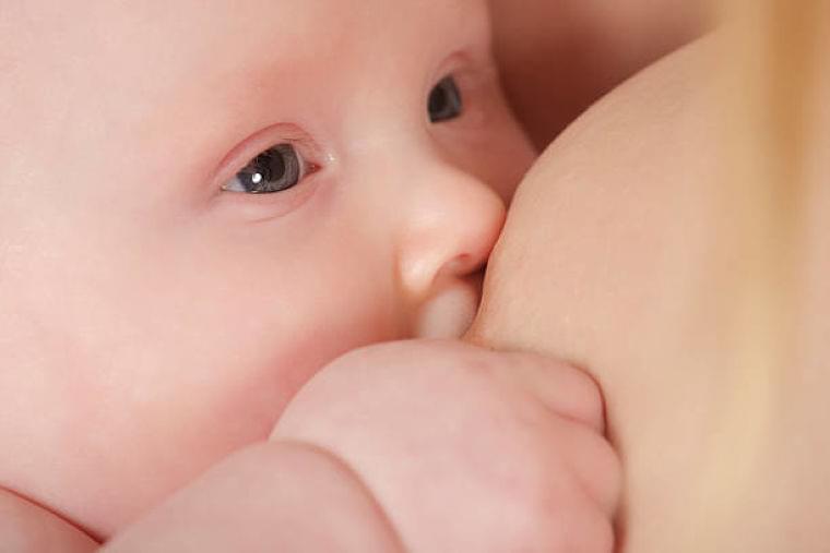 医師監修 母乳はアレルギーの要因になる 授乳中の食事について マイナビウーマン子育て ニュース Eatreat 医師監修 母乳はアレルギーの要因になる 授乳中の食事について マイナビウーマン子育て ニュース Eatreat