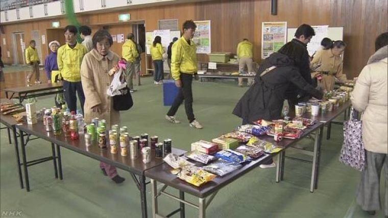 食品ロス減らせ!未開封品を交換する“食品トロック” 奈良 | NHKニュース