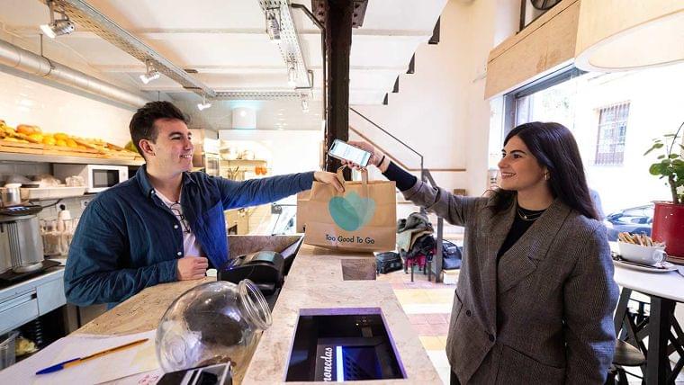食品ロスを減らすアプリ「Too Good To Go」とは:日経クロストレンド