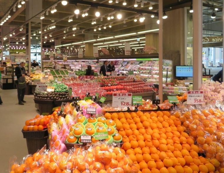 内食増で食品スーパーの2月販売が大幅伸長 新型コロナを警戒し休業の店舗も(日本食糧新聞) - Yahoo!ニュース