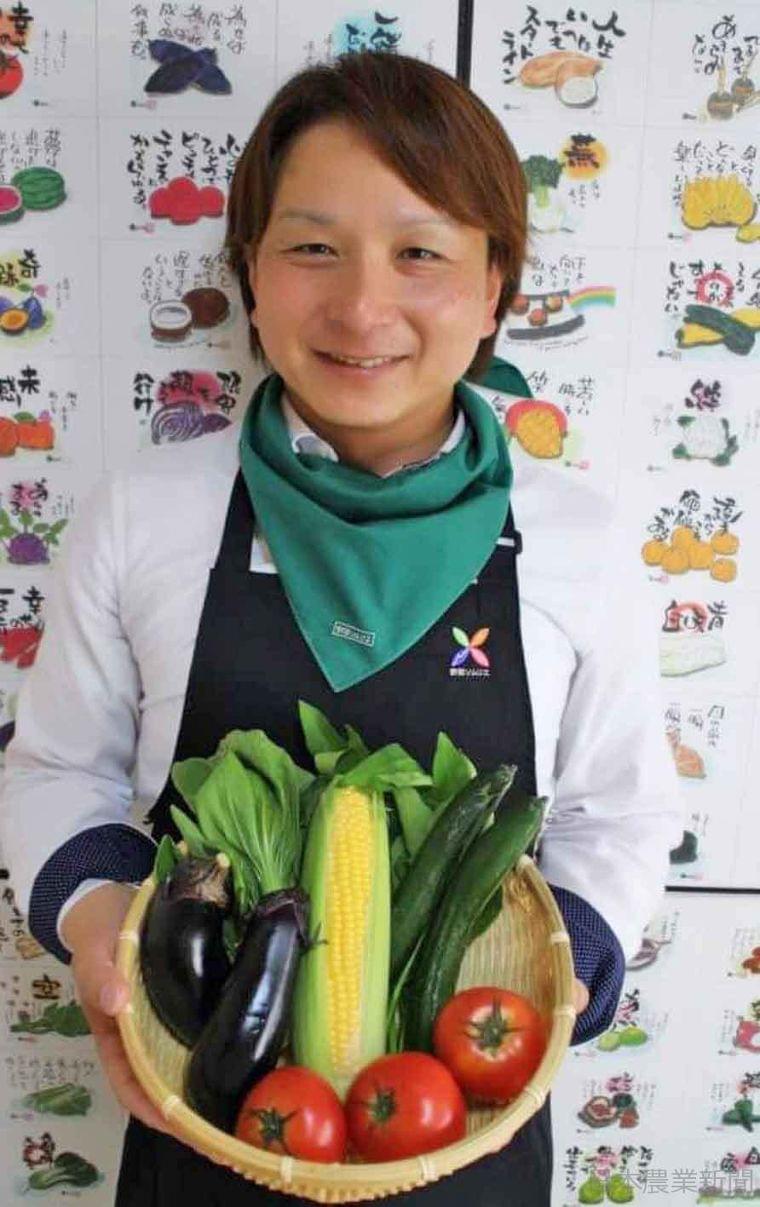 日本農業新聞 - 塗り絵で楽しく食育 おうち時間を応援 ご当地農産物が登場 福岡・吉田さんSNSで発信