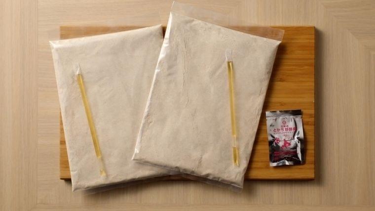 敷島製パン、パンキット「LOven おうちパン職人」発売、焼きたてパンをおうちで｜食品産業新聞社ニュースWEB