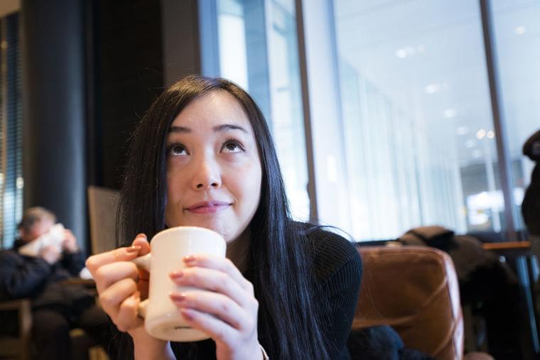 温かい飲み物の効果…飲みすぎは体に悪い？体に及ぼす効果とは [食と健康] All About