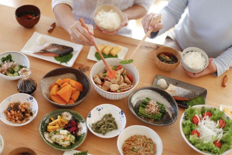 暮らしにゆとりがあると朝食欠食率が減る 農水省「若い世代の食事習慣に関する調査」