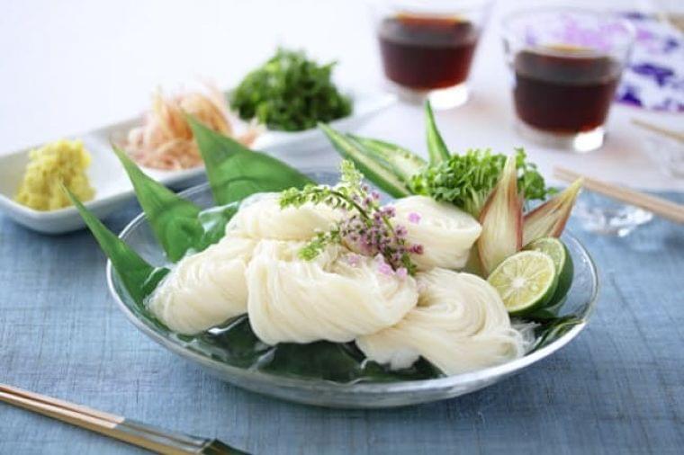 そうめん、コロナ・防災で消費拡大 流水マシンも好調