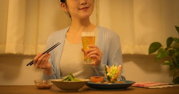 家飲みで太りたくない人はコンビニを活用すべき理由 | ストレスフリーな食事健康術 岡田明子 | ダイヤモンド・オンライン