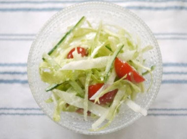 シャキシャキ シーザーサラダ風…食感を楽しむ小さなおかず : yomiDr./ヨミドクター(読売新聞)