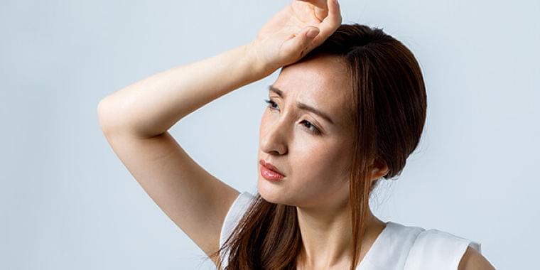 強〜い日差しにクラクラ! 夏の暑さに負けない貧血対策とは? Doctors Me(ドクターズミー)