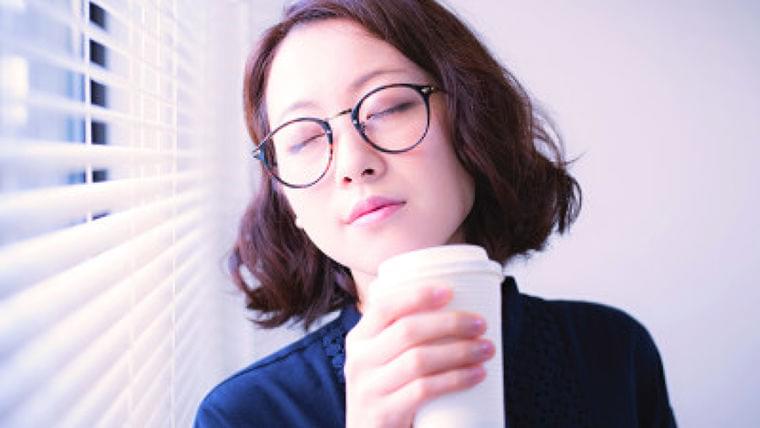 「コーヒーの飲み過ぎで胃が荒れる」というのは本当? | Mocosuku(もこすく)