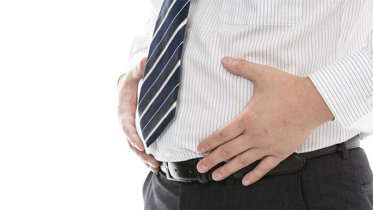 朝食欠食や習慣的な飲酒、喫煙が肥満を引き起こす 抗肥満因子の血中濃度は生活習慣で変化