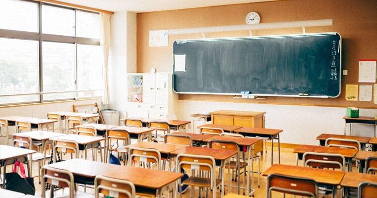 小学校給食ピンチ 業者、配送車確保できず 東大阪市が契約解除 | 毎日新聞