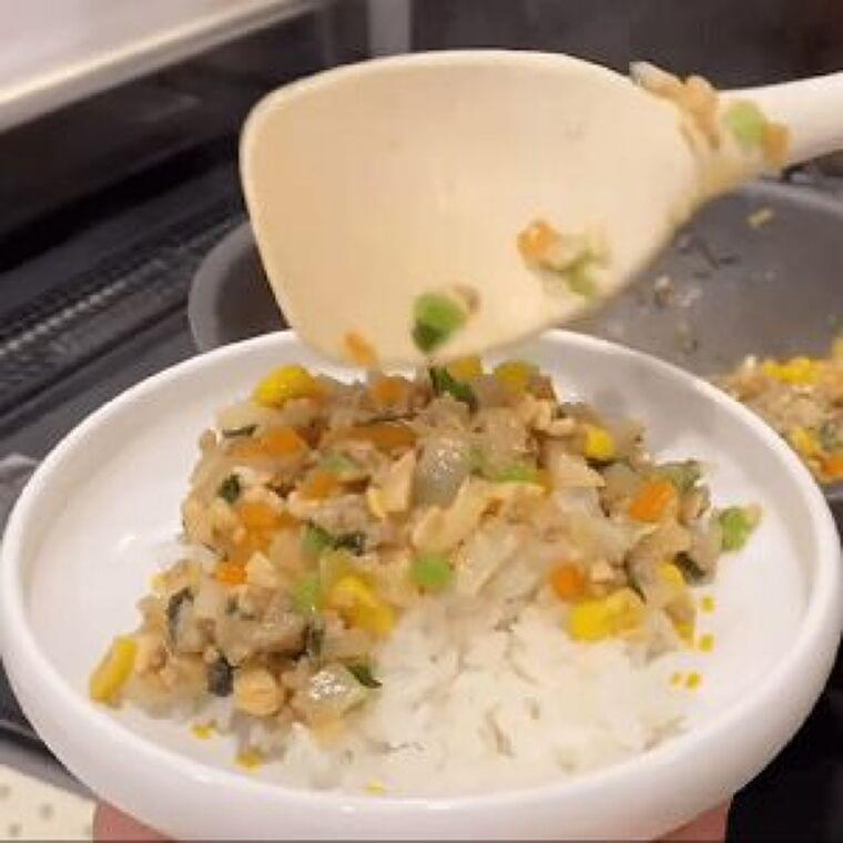〈保育園給食の人気レシピ〉納豆そぼろ丼 ネバネバが効いて食べやすい!野菜もお肉もバランス良く | 東京すくすく | 子育て世代がつながる ― 東京新聞