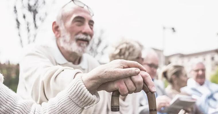 自宅で暮らすフレイルの高齢者、介入プログラムで移動機能を維持|Beyond Health|ビヨンドヘルス