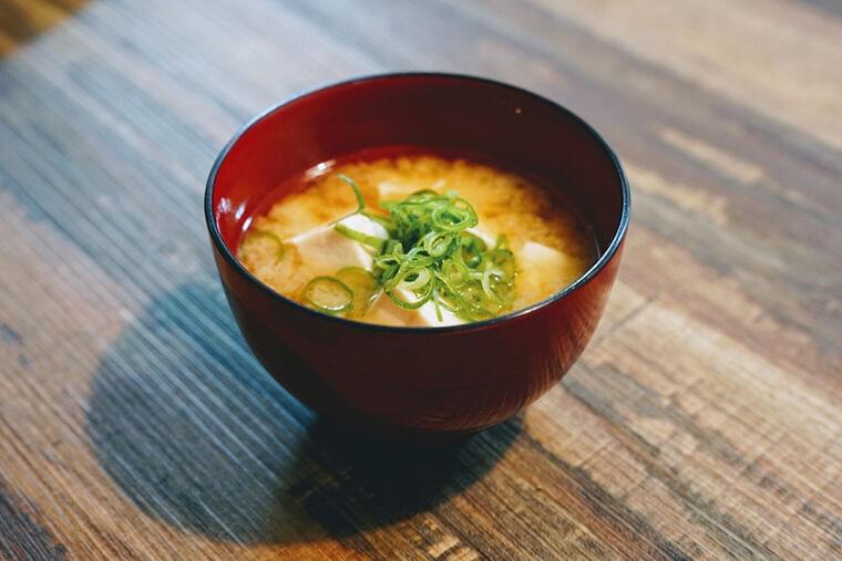 夏の食欲低下をさせない1日3食の取り方 朝に「一杯の味噌汁」がオススメの理由 | THE ANSWER