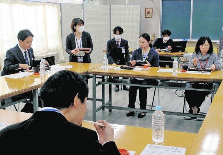 デリバリー給食「全員制」へ 「温かいおかず」残る課題 横浜市立中学 自校調理など求める声も:東京新聞 TOKYO Web