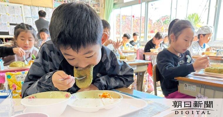 小松菜パウダー、給食で揚げパンに 「見た目にびっくりしたけど」:朝日新聞デジタル