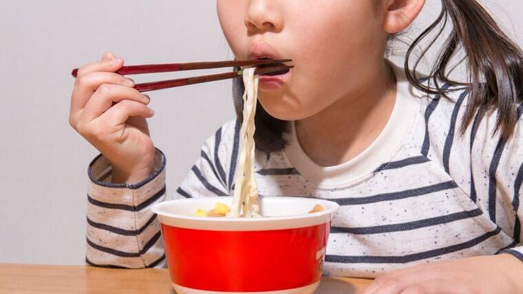 冷凍・インスタント食品はどのくらい食べていい? 子どもの栄養バランスの考え方|学習と健康・成長|朝日新聞EduA