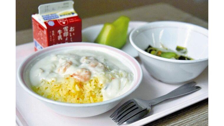 「ソースとエビの相性抜群」…給食で大人気、親世代も愛する足立区の「ソウルフード」誕生秘話 : 読売新聞