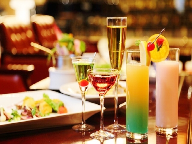 貸切イベントパーティー会場 人気tvドラマに使用された一流ホテルラウンジ 低料金で完全貸切 新宿vipスペースシャンクレール 最大150名 新宿 ヒルトン バンケットホール 新宿駅 の詳細 貸し会議室手配のエイチ