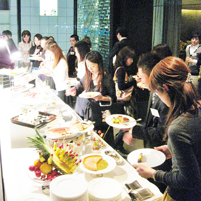 貸切イベントパーティー会場 人気tvドラマで使用された 横浜vipラウンジ エリアno 1の完全貸切 スペースシャンクレール 最大60名 人気no 1の横浜vip会場 横浜駅 の詳細 貸し会議室手配のエイチ