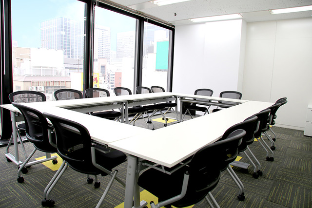 ニュー新橋ビル8F貸会議室会議室Cの画像1
