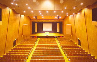 国際ホール