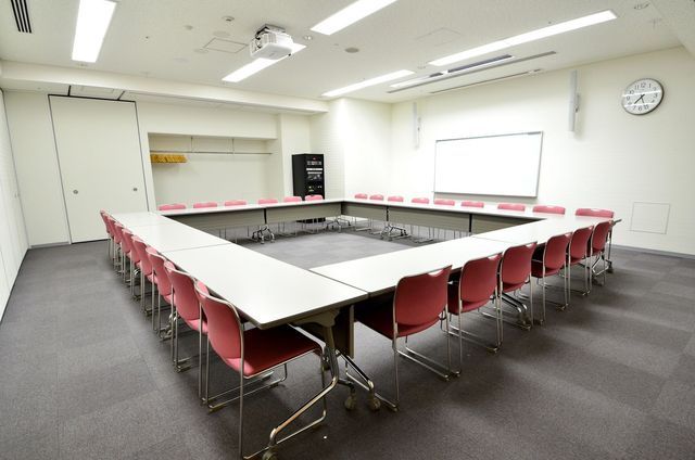 コンファレンスプラザ大阪御堂筋コンファレンスルームDの画像1