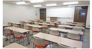 〈専〉YIC京都工科自動車大学校3号館7階371の画像1