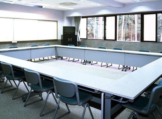 ホテルエバーグリーン富士会議室Cの画像1