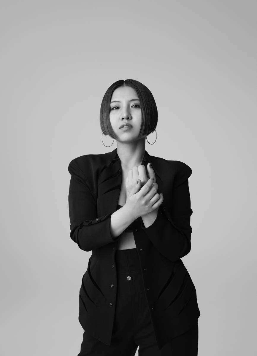 阿部真央 ガチャ image1.jpg