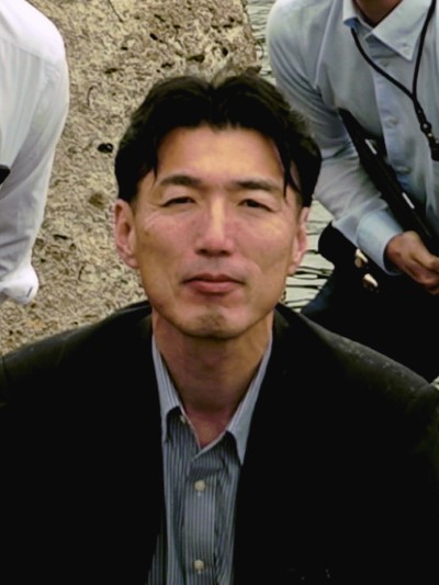高橋 良輔