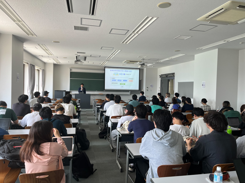 製薬メーカーの講演を実施しました