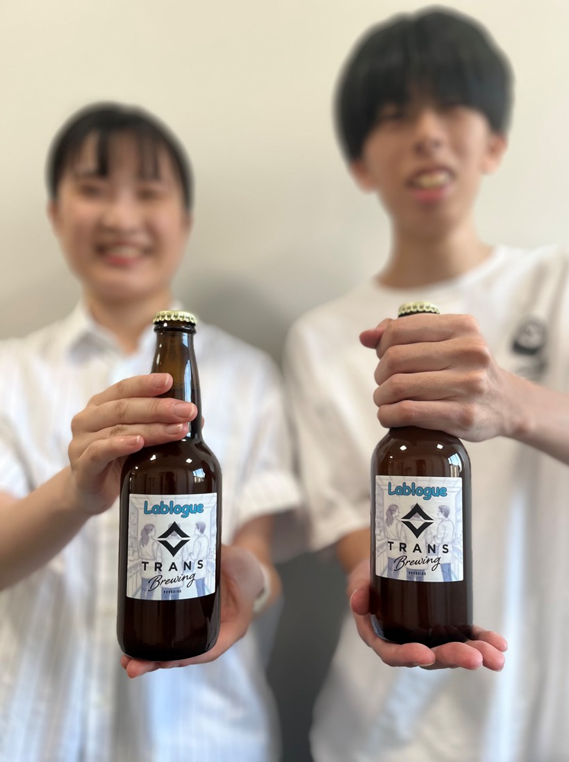 生命工学科の学生が選抜した酵母を使用した クラフトビール『Lablogue(ラボローグ)』が発売