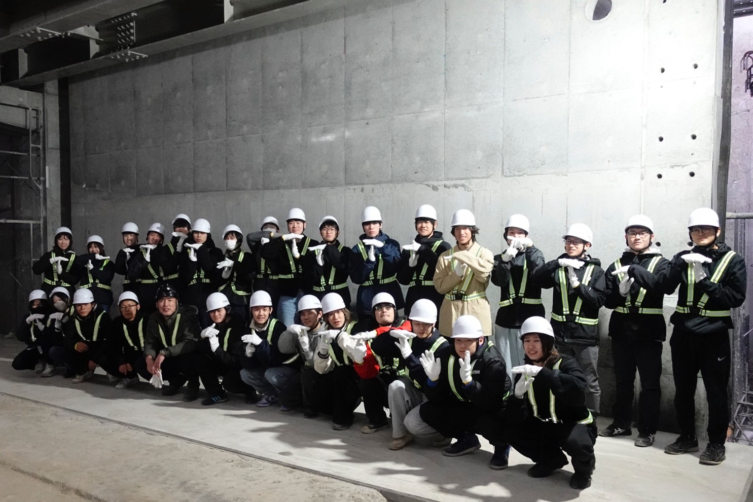 講義で現場見学を行いました