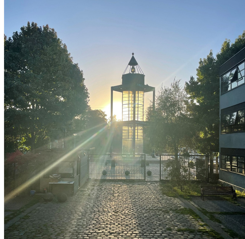 前田秀基教授がチリの科学研究センター（CECs）を訪問