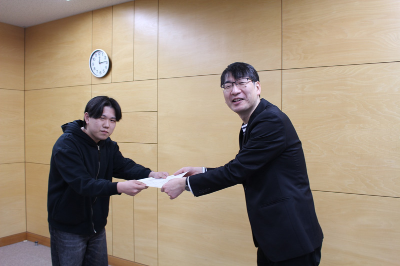 生命工学科2025年度資格試験合格者を表彰しました