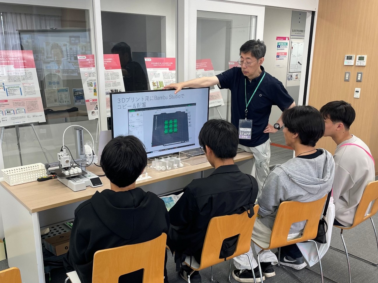 第2回オープンキャンパス電子情報工学科ブース