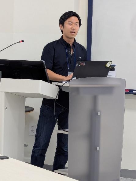 電子情報生命工学専攻修士二年の安井秀太君が韓国で開催された国際学会で発表しました。