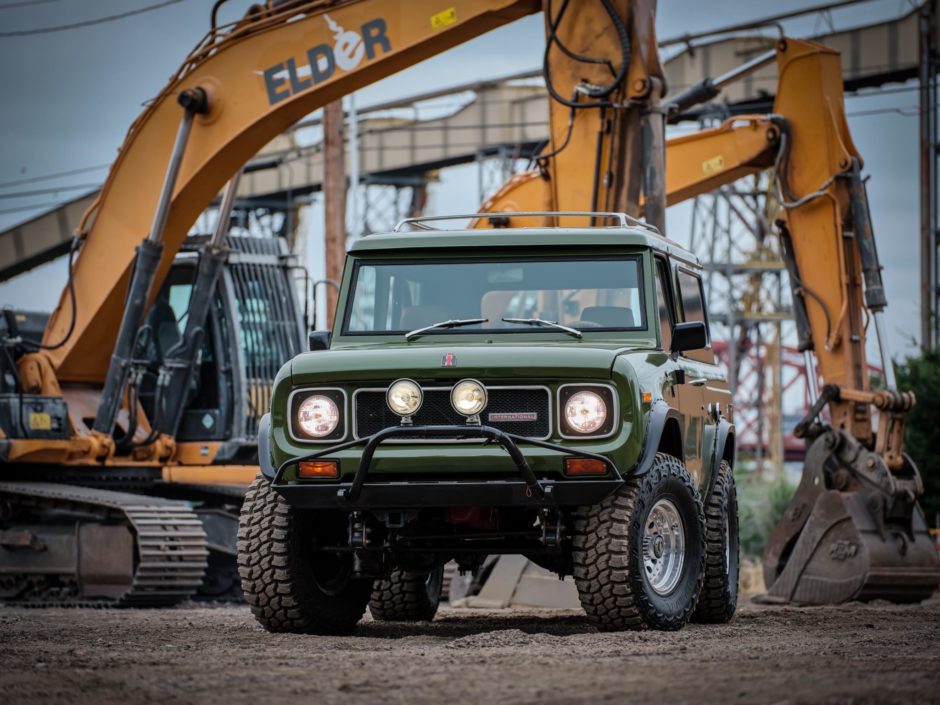 International Harvester Scout 800
