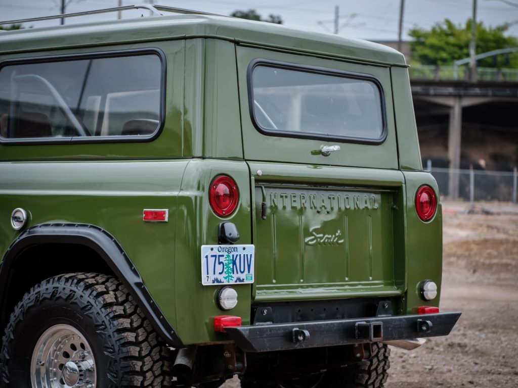 International Harvester Scout 800