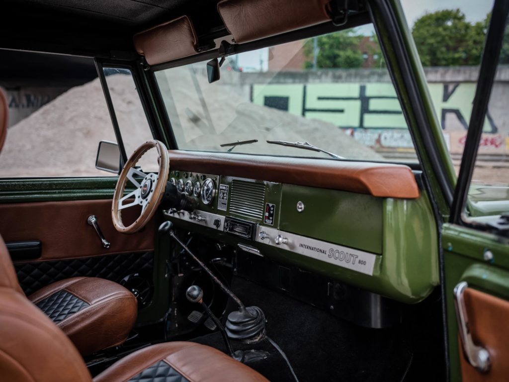 International Harvester Scout 800