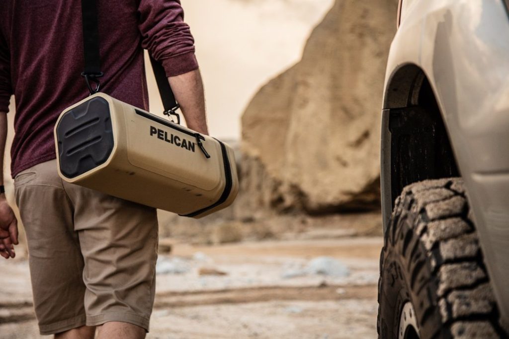 PelicanTM Dayventure
Sling Cooler