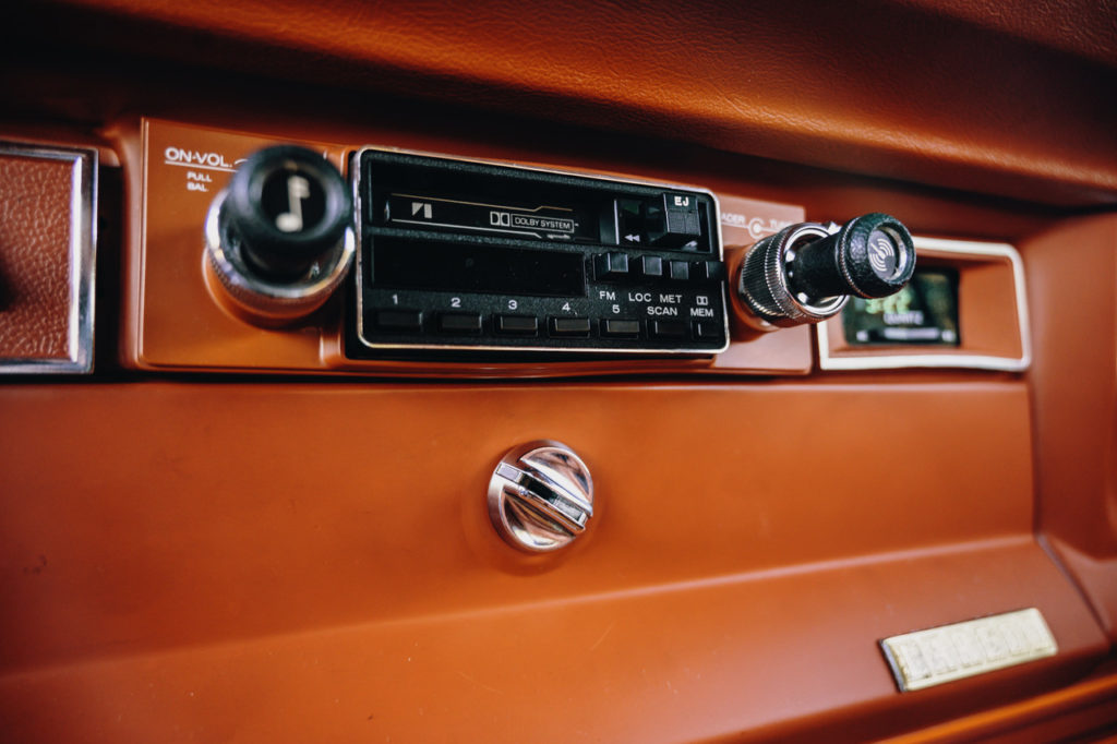 1983 Jeep Cherokee-06
