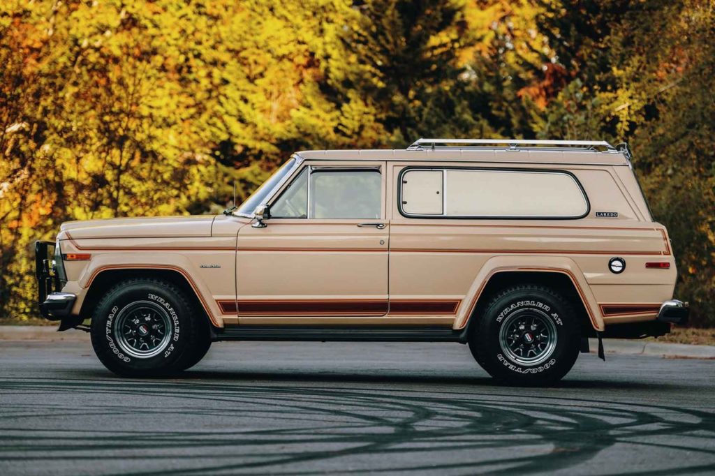 1983 Jeep Cherokee-02
