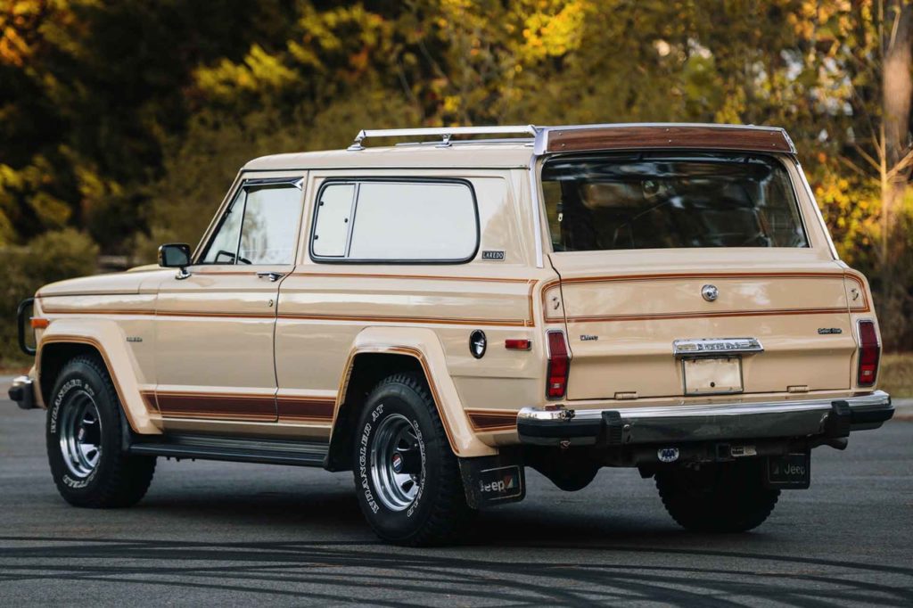1983 Jeep Cherokee-08