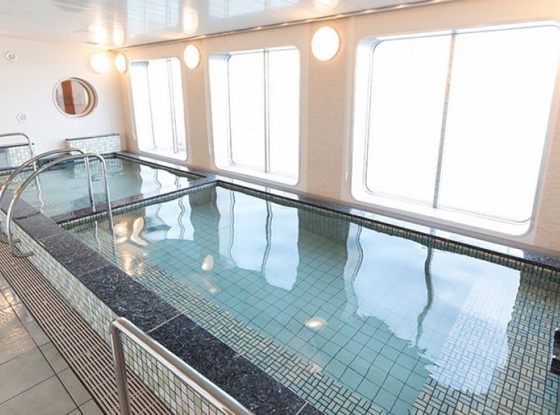 Cruise-Bath