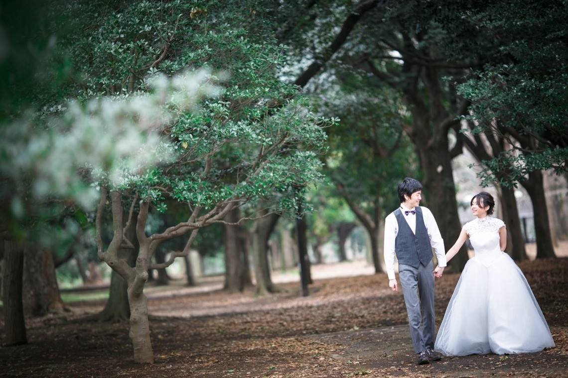 A romantic shot looks like it's from a movie scene  — Photo by Ayako Photography