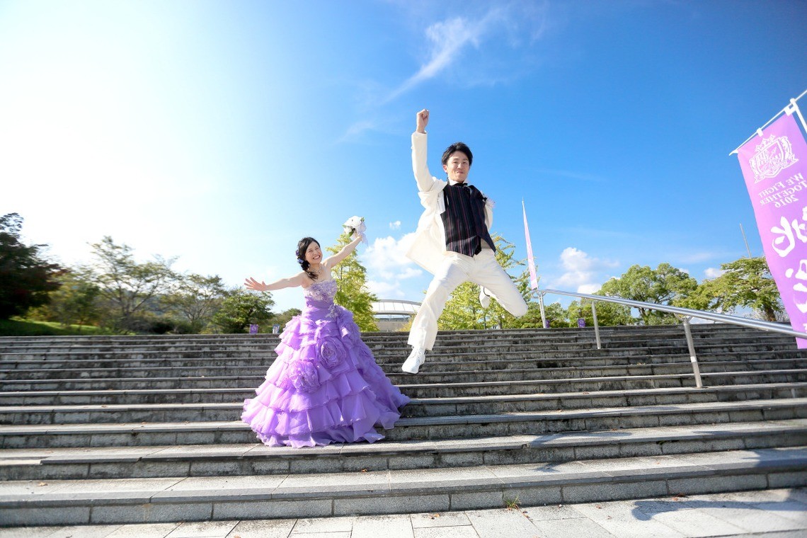 Happy Jump! — Photo by KIKI Wedding