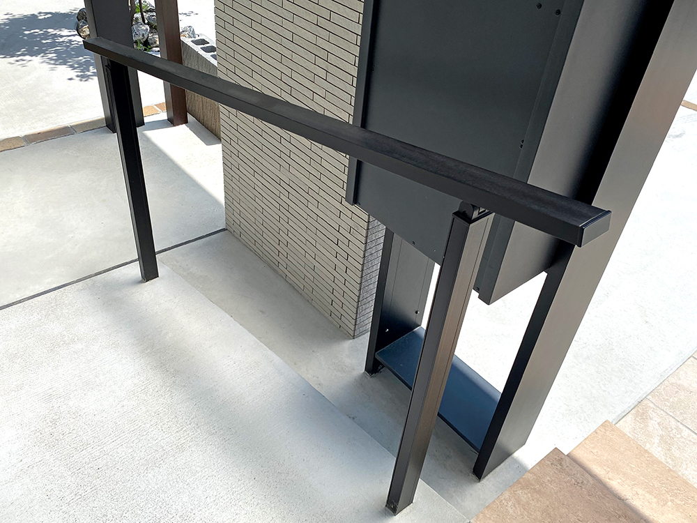 ファミリー庭園奈良店　展示　LIXIL アーキレール