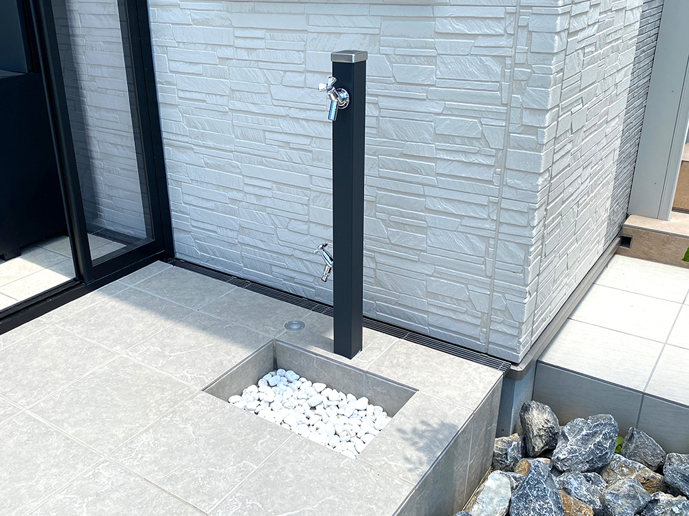 ファミリー庭園奈良店　展示　ユニソン スプレスタンド60 蛇口2個付